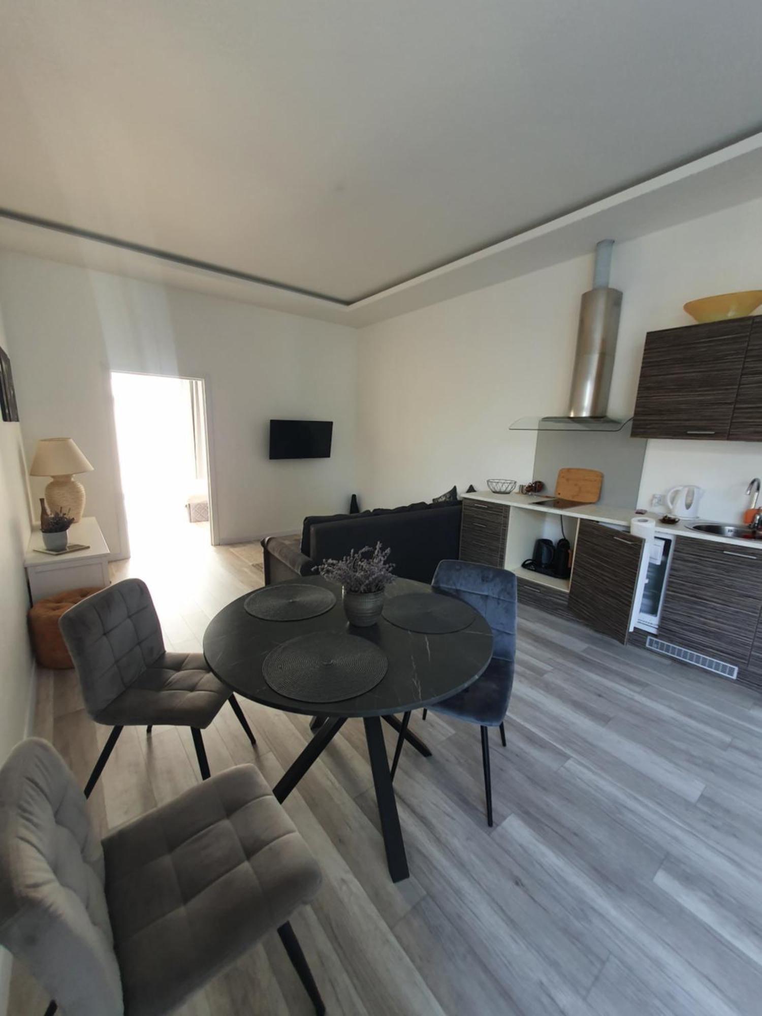 Virbaliske Apartments Паланга Экстерьер фото